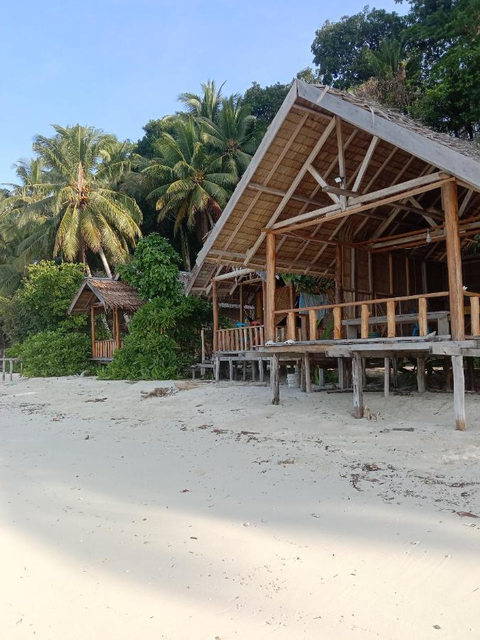Amfriwen Homestay Yennanas Besir Esterno foto